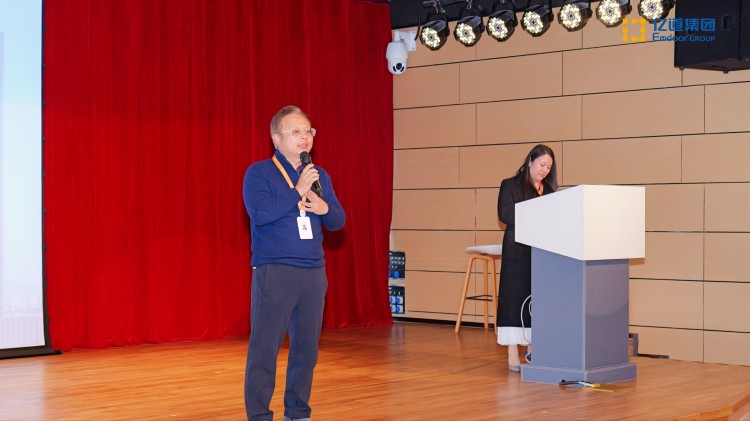 En reconocimiento de su liderazgo en el mercado y éxito operativo, la InfOmación de EmdoO Y PO EmdoO Digital Los equipos recibieron conjuntamente el Premio al MejO Equipo de Excelencia Anual 2025.1 En reconocimiento de su liderazgo en el mercado y éxito operativo, la InfOmación de EmdoO Y PO EmdoO Digital Los equipos recibieron conjuntamente el Premio al MejO Equipo de Excelencia Anual 2025.1