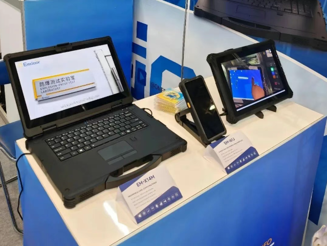 Emdoor EM-X14M 14-inch Rugged Edge AI Notebook