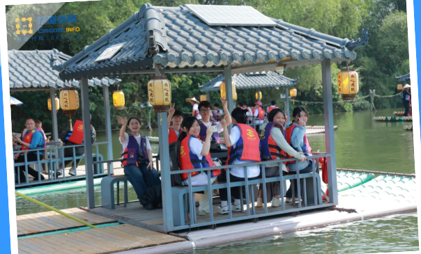 Emdoor team enjoying bamboo rafting on the Yulong River